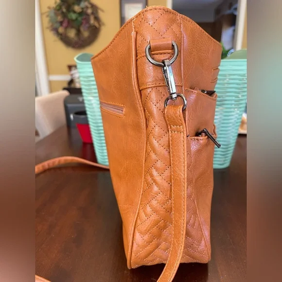 Sam & Hadley Crossbody Shoulder Bag Faux Leather - Picture 3 of 13